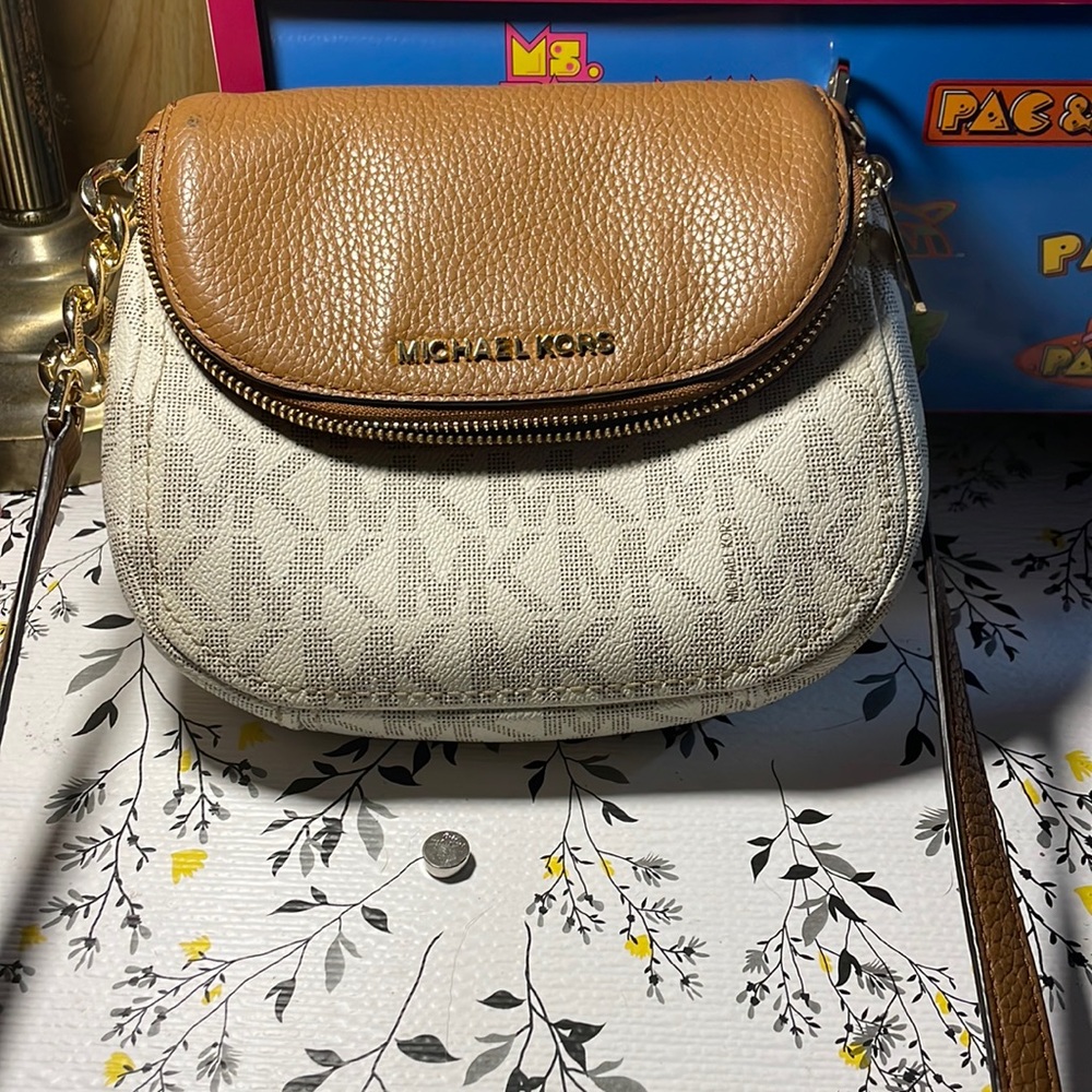 Michael Kors Bedford flap crossbody
